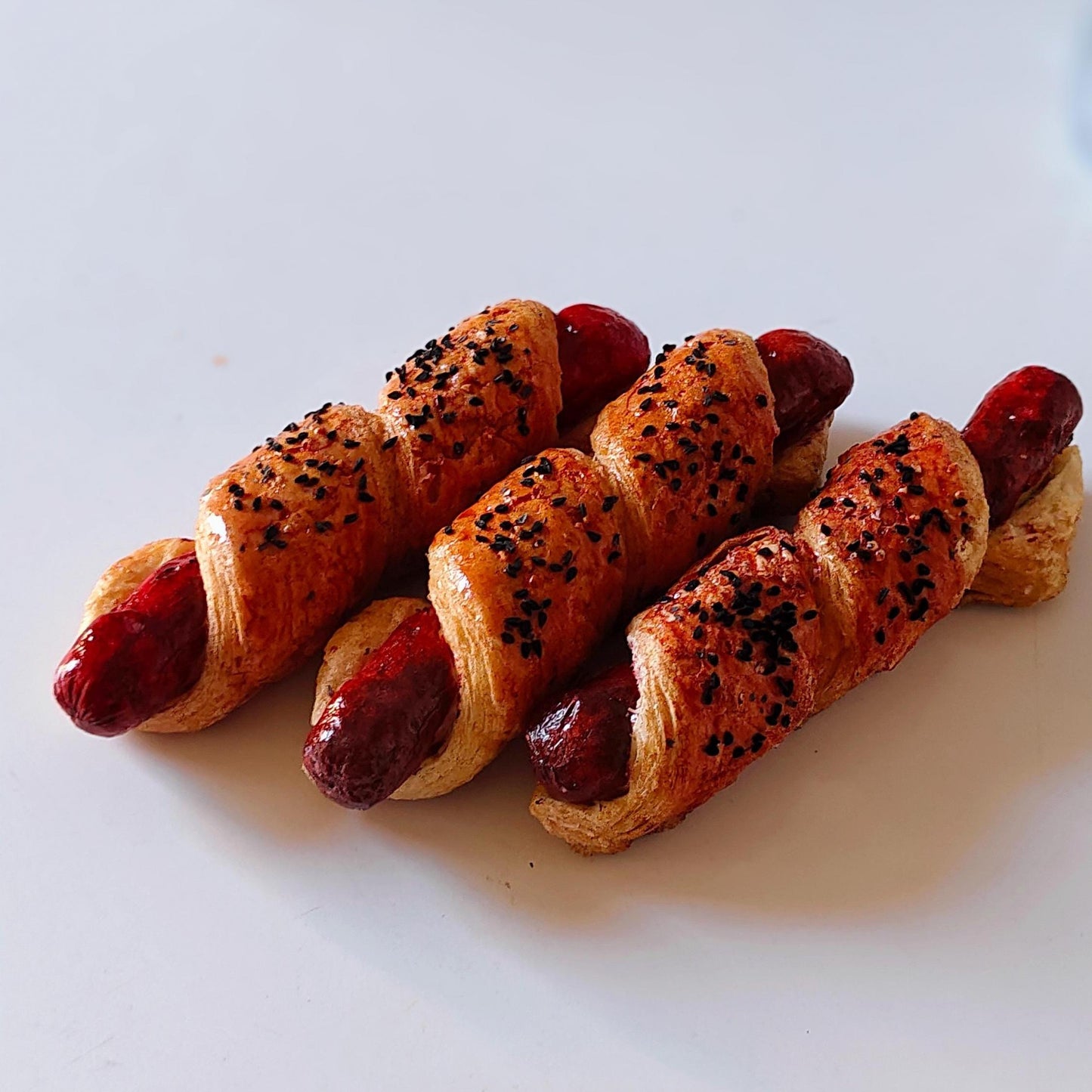Replica Pigs in a Blanket One Piece for Display, Fake Hotdog Croissant for Bakery Decoration