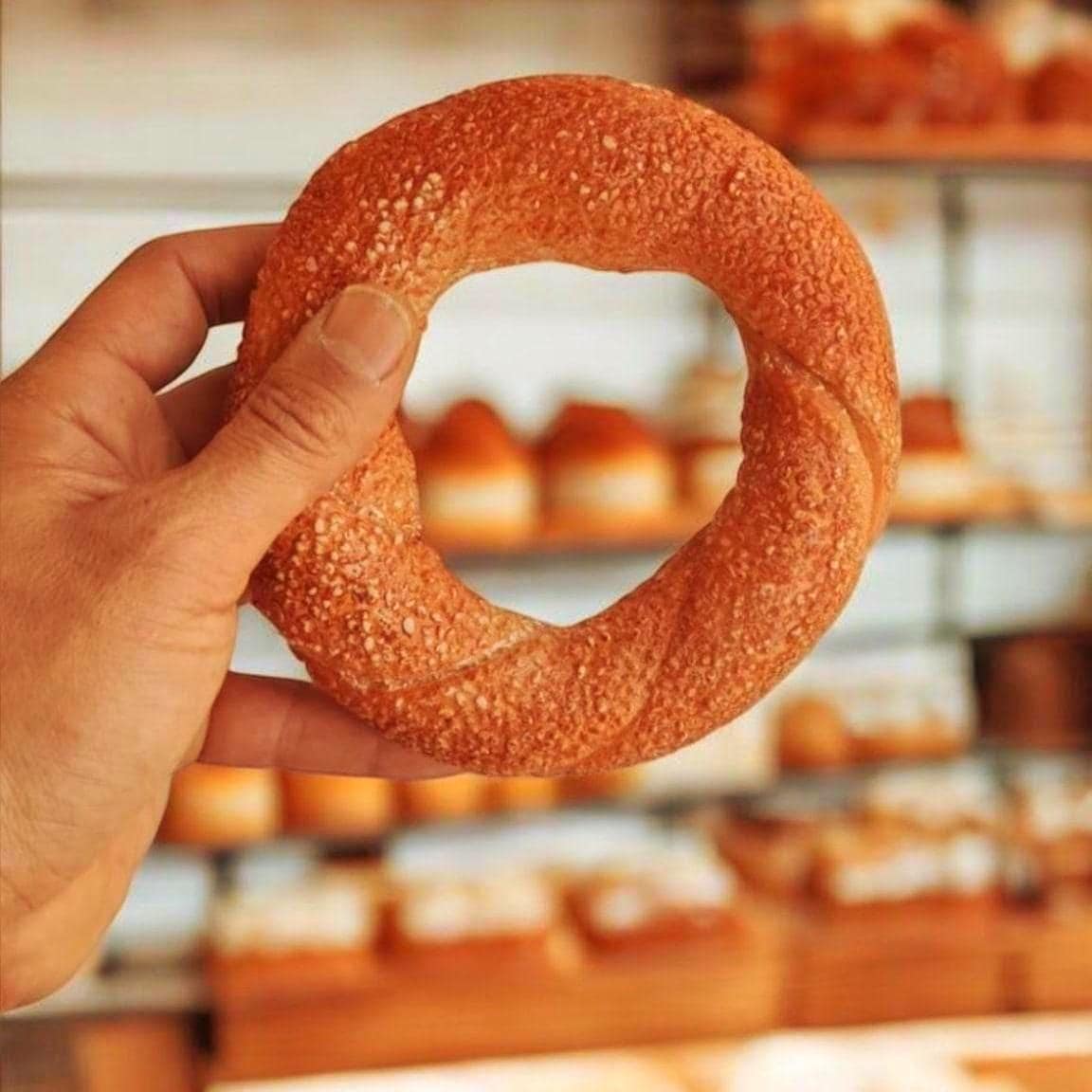 Realistic Turkish Bagel Replica: Faux Food Prop for Cafe Decoration