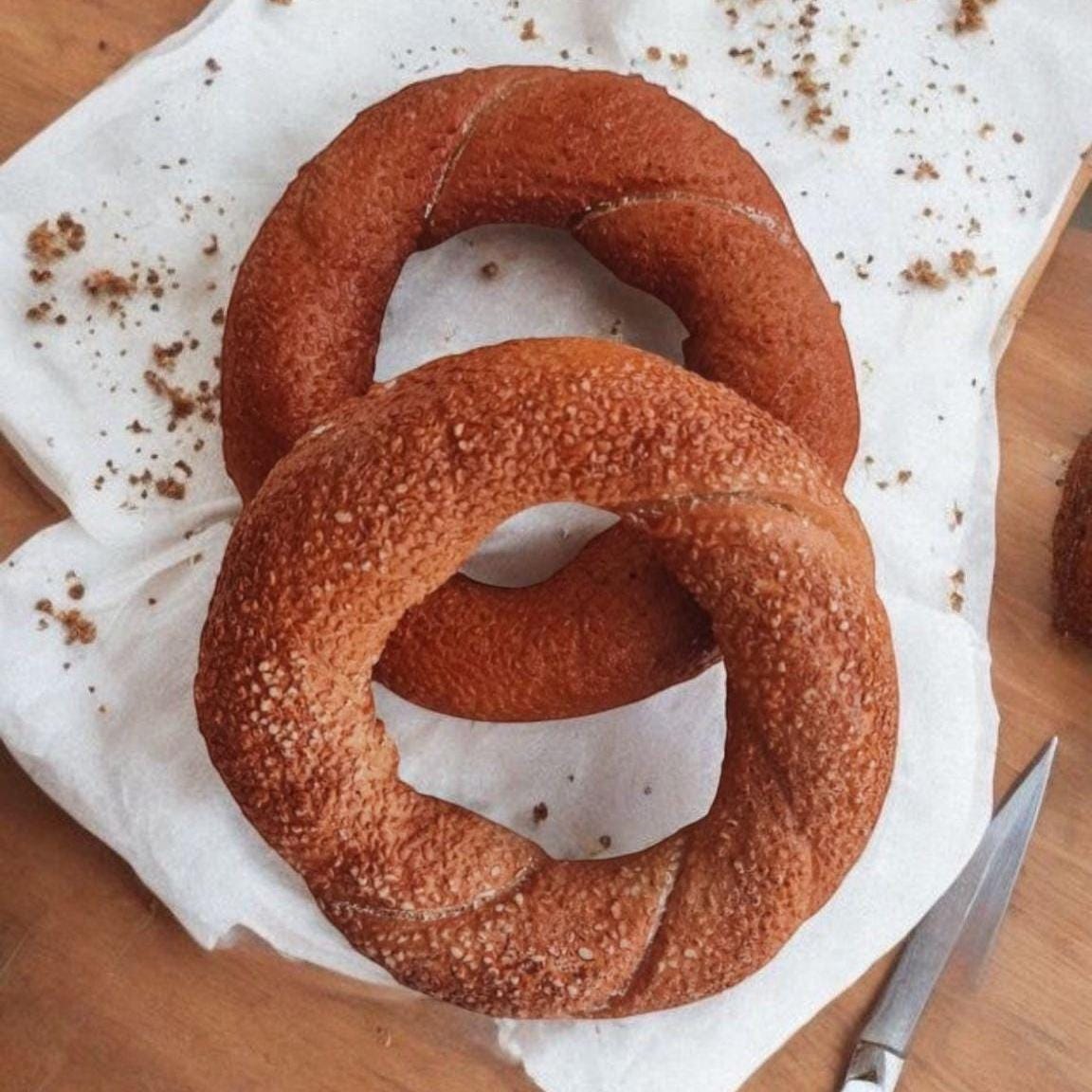 Realistic Turkish Bagel Replica: Faux Food Prop for Cafe Decoration