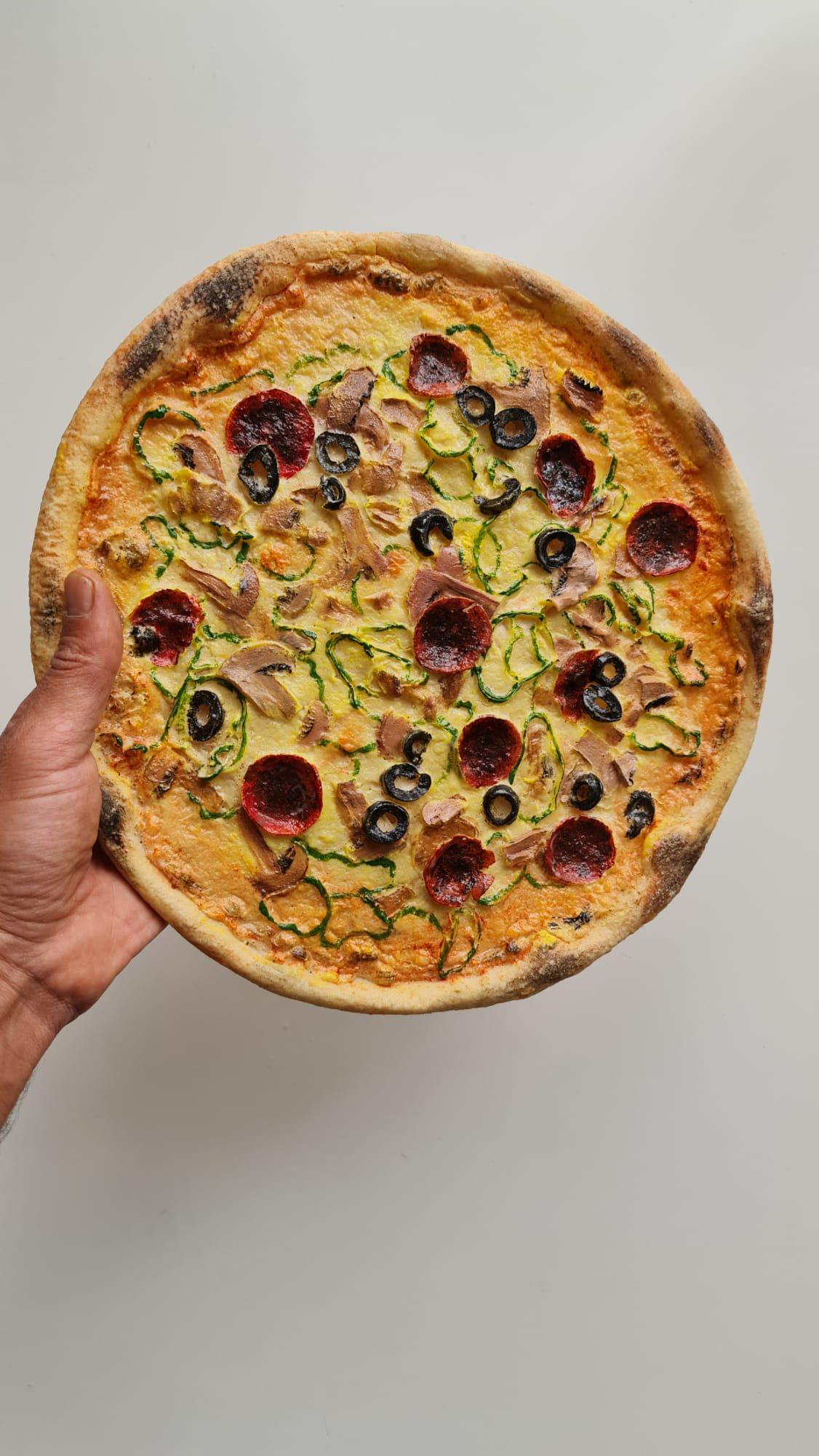 Realistic Fake Pizza Replica: Restaurant Display Food Prop