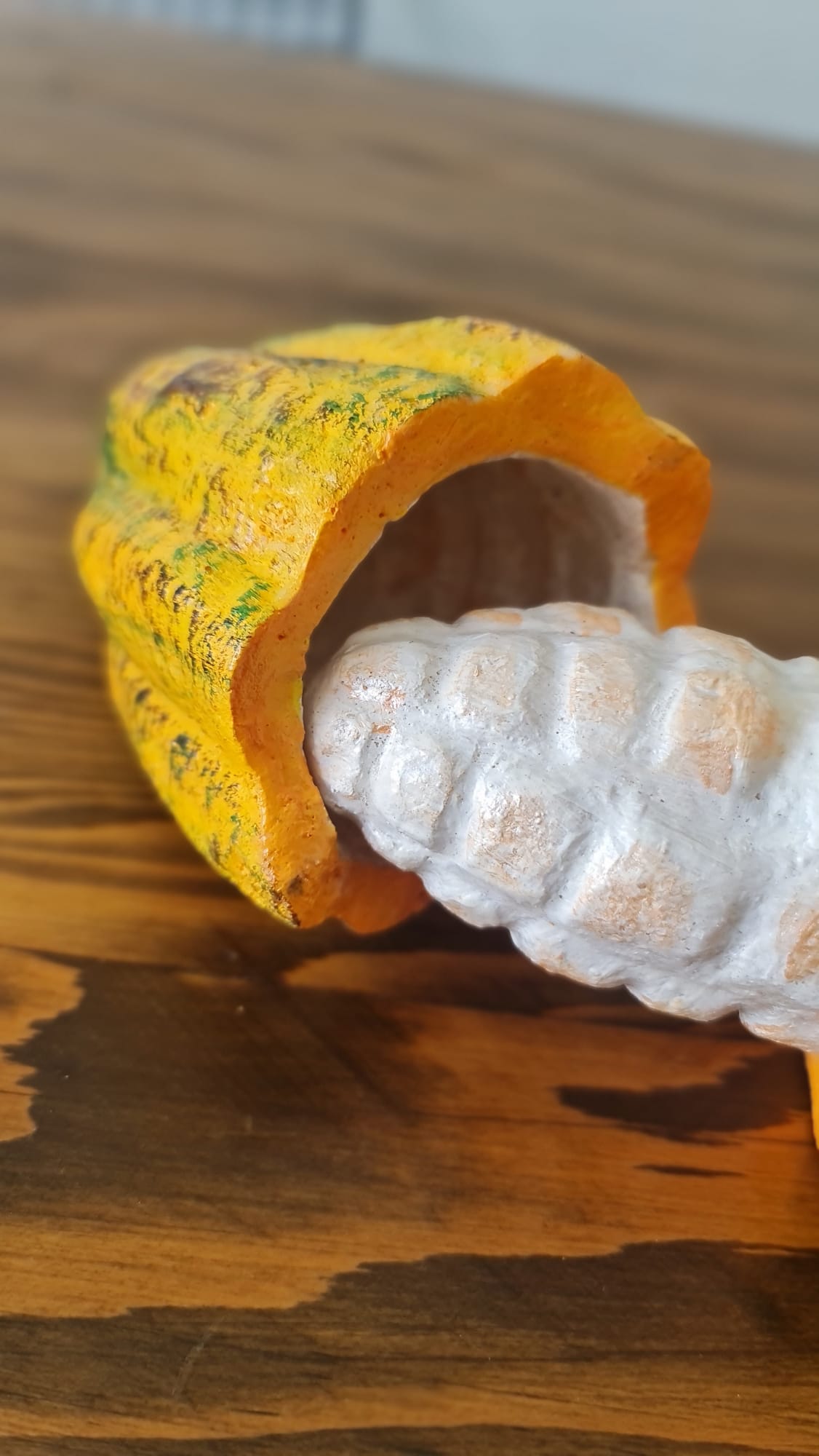 Realistic Fake Cocoa Pod Replica – Cacao Fruit Art
